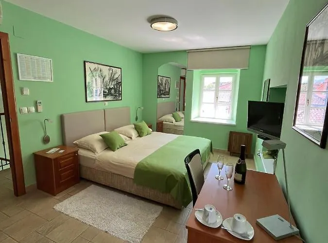 Toni Palace 4* Split