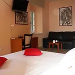 Toni Palace Split