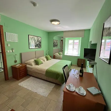 Toni Palace 4* Split